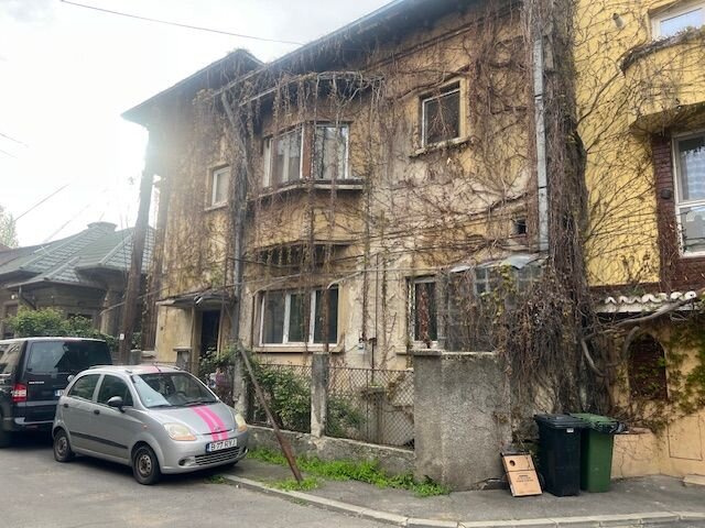 VILA CU UN FOARTE MARE POTENTIAL VIILOR- COSBUC.